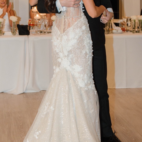 BERTA BRIDAL 19-110 ATHENS COLLECTION WEDDING DRESS - Picture 8 of 9